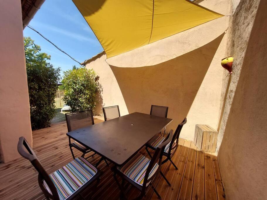 Maison De Cesar Saint-Saturnin-les-Apt Luaran gambar